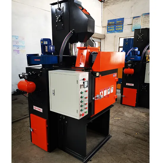 Máquina de jateamento com correia de borracha para limpeza de peças pequenas à venda