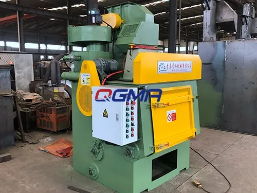 Equipamento de limpeza de peças metálicas pequenas em lote, máquina de jateamento com correia de borracha